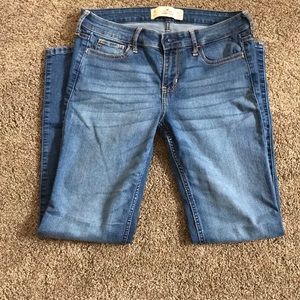 Hollister Skinny Jean Size 7S